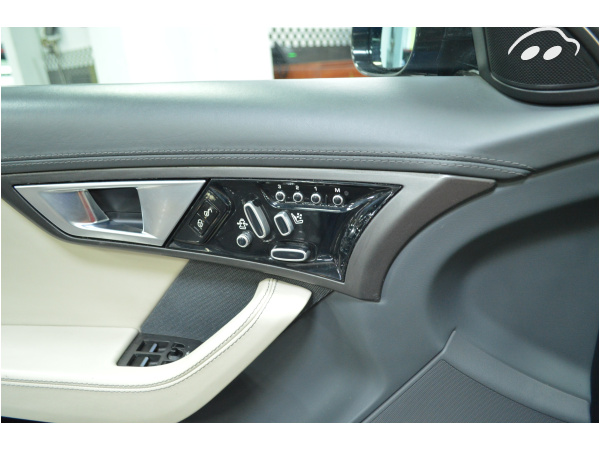 Jaguar F-Type 3.0L SC V6 CONVERTIBLE 1