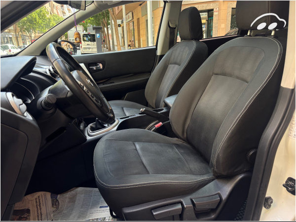 Nissan Qashqai  4