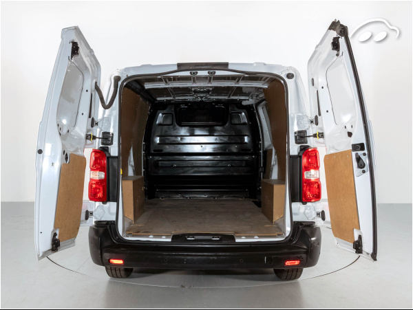 Citroen Jumpy TALLA XL 1.5  BHDI 100CV 8