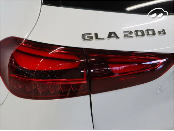 Mercedes-benz Clase GLA 200 D DCT 150CV 5P 5