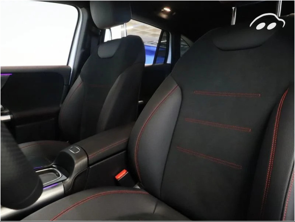 Mercedes-benz Clase GLA 200 D DCT 150CV 5P 9