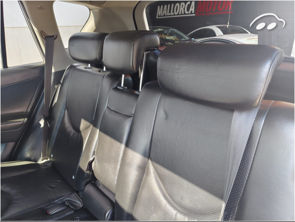Toyota Rav4 2.2 9