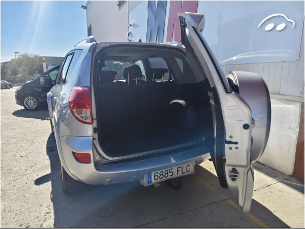 Toyota Rav4 2.2 5