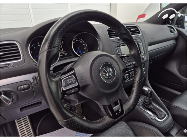 Volkswagen Golf Goñf R 8