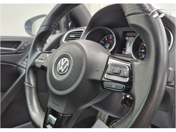 Volkswagen Golf Goñf R 5