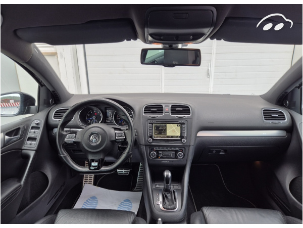 Volkswagen Golf Goñf R 4
