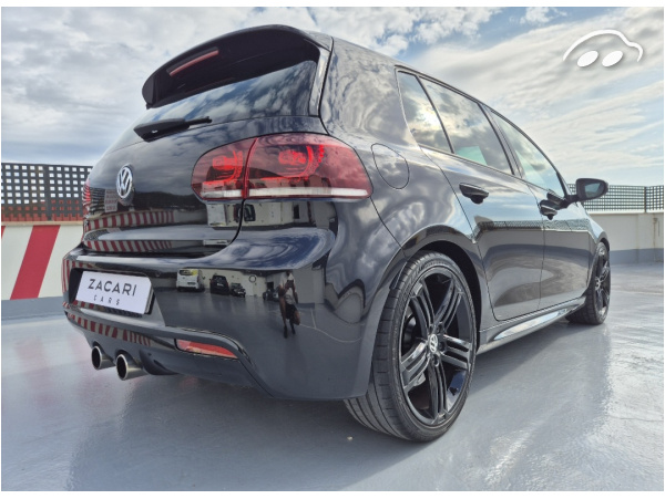Volkswagen Golf Goñf R 3