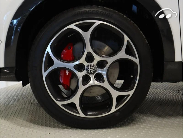Alfa Romeo Tonale 1.3 MULTI AIR PHEV AUTO 4WD VELOCE 280CV 5P 12