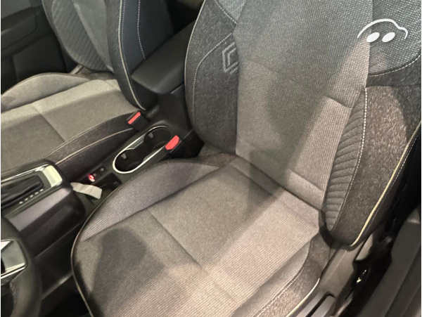 Renault Captur  3