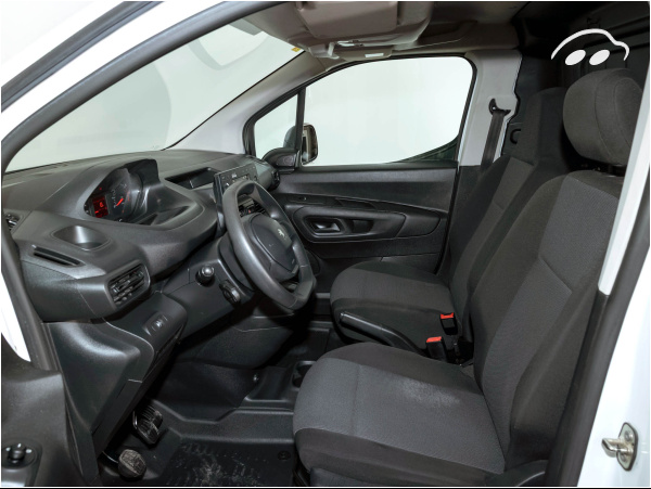 Peugeot Partner PRO STANDAR 1.5 BLUEHDI 100CV 10
