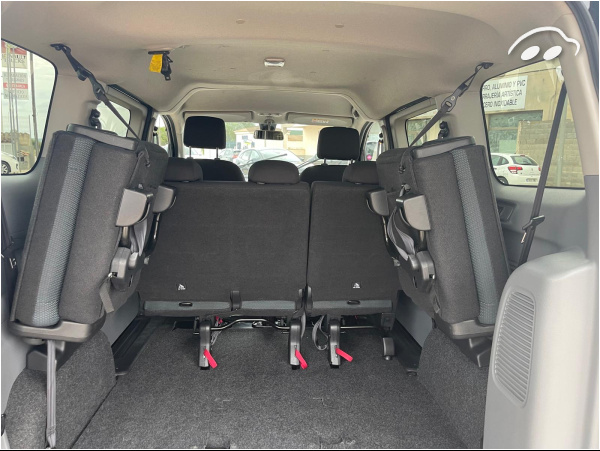 Nissan Nv200  10