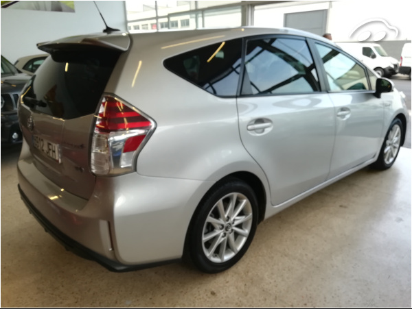 Toyota Prius PRIUS PLUS EXECUTIVE 4