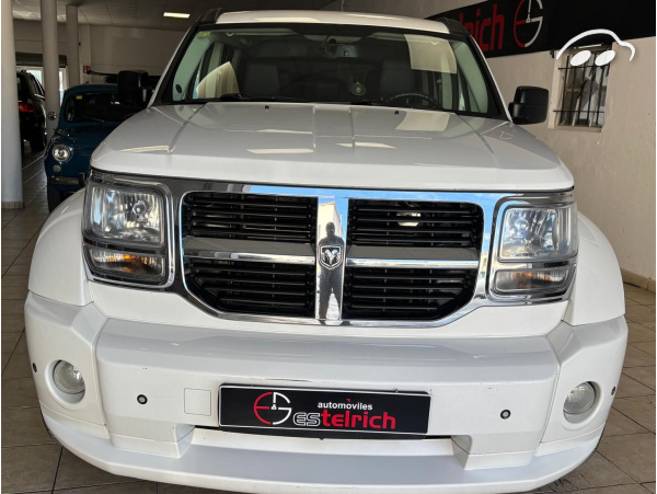 Dodge Nitro  3
