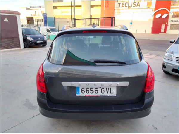 Peugeot 308 Sw 1.6 HDI  5