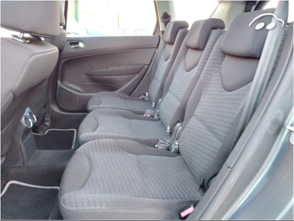 Peugeot 308 Sw 1.6 HDI  10