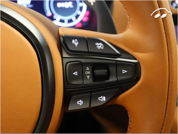 Aston Martin DBX 4.0 V8 707 4WD AUTO 707. 5P 10
