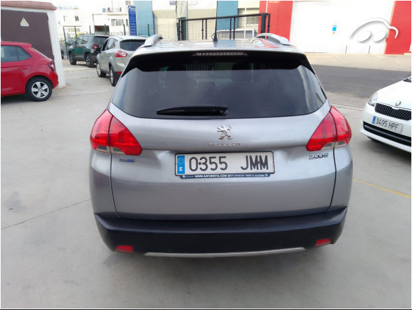 Peugeot 2008 Style 1.6 HDI  5