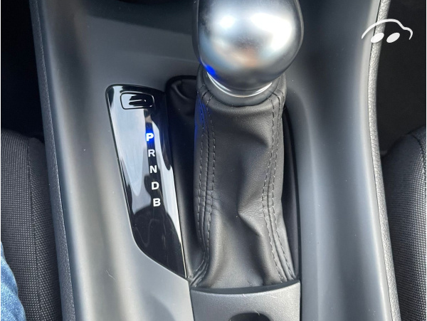 Toyota C-HR ACTIVE  10