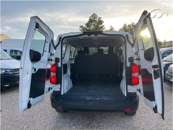 Opel Vivaro FURGON L2H2 10