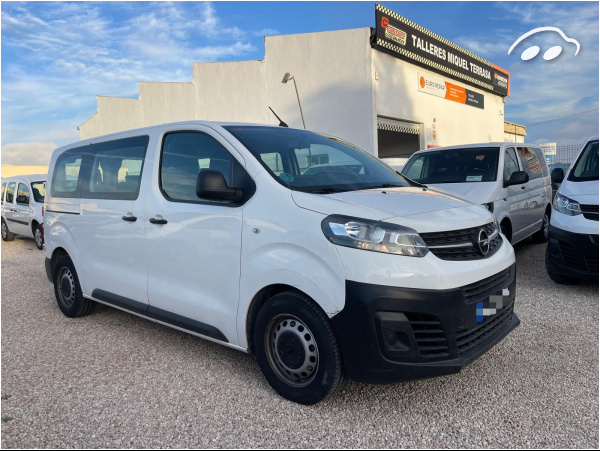 Opel Vivaro FURGON L2H2 2
