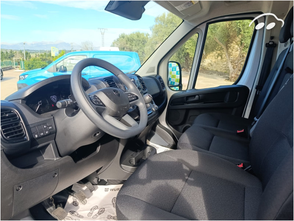 Peugeot Boxer FURGON 3.3 L2H2 BLUEHDI 140 4