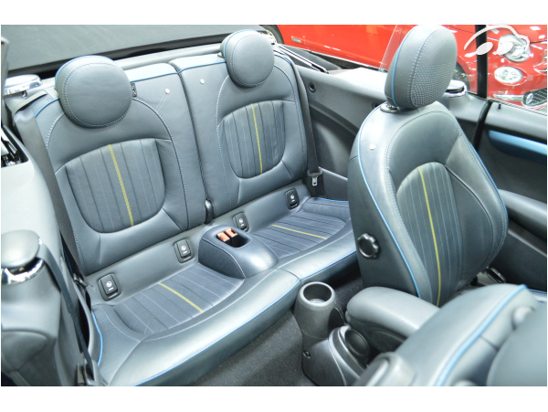 Mini Cooper Cabrio SIDEWALK 6