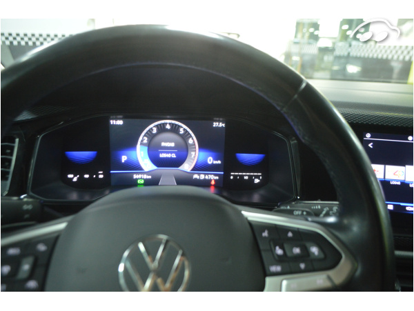 Volkswagen Taigo 1.0 TSI  8