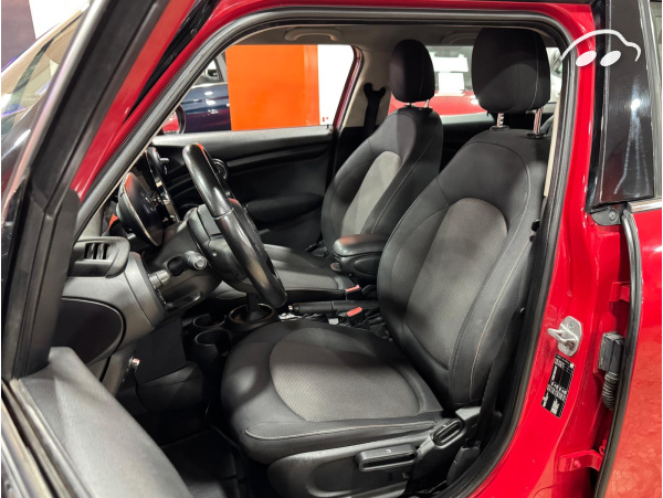 Mini Cooper 1.5 AUTOMATICO 5P 9