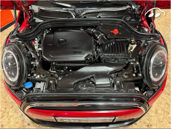 Mini Cooper 1.5 AUTOMATICO 5P 12