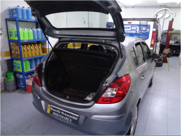 Opel Corsa 1.4 3