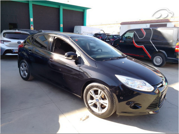 Ford Focus Titanium  3