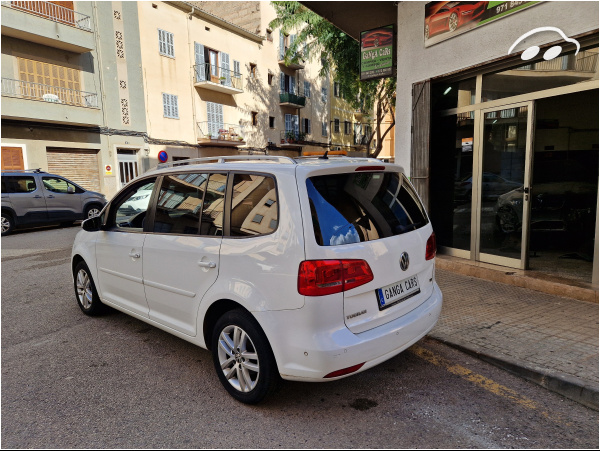 Volkswagen Touran Higline 4