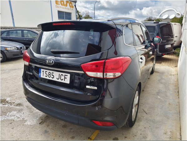 Kia Carens 1.7 CRDI ECO-DYNAMICS DRIVE 8