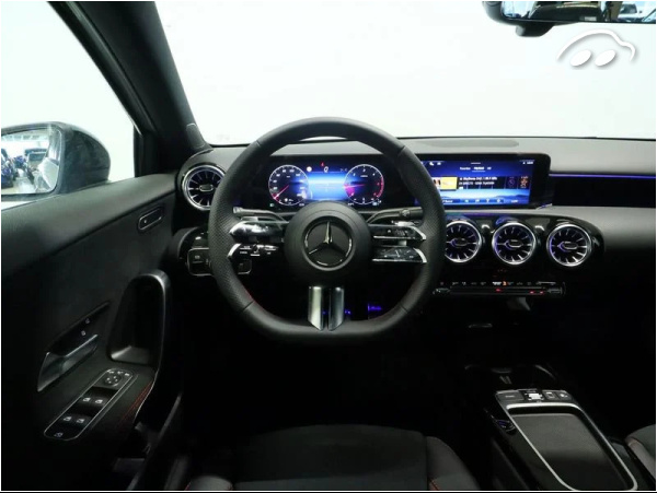 Mercedes-benz Clase A A CLASS A 180CV  D DCT 116CV 4P 12