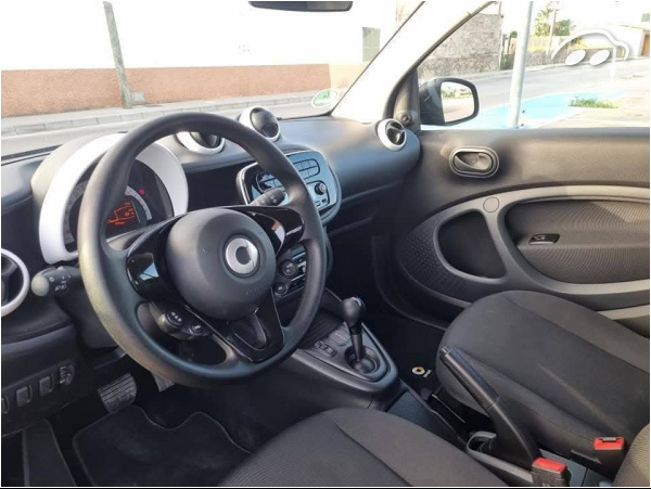 Smart Fortwo COUPE EQ - DE 8