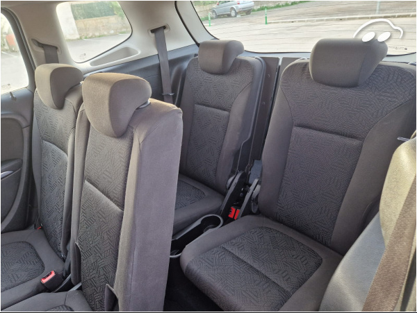 Opel Zafira 1.4 Gasolina  7