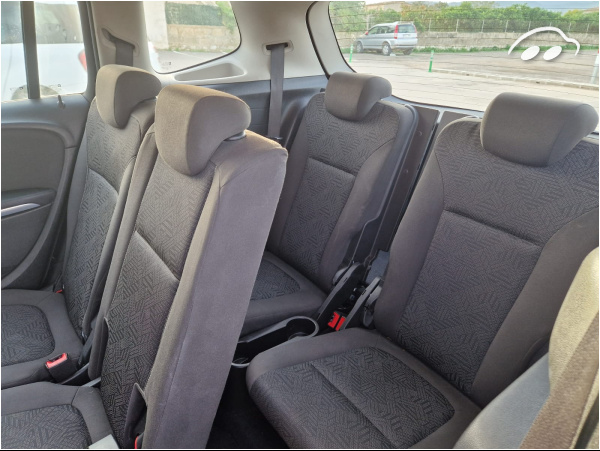 Opel Zafira 1.4 Gasolina  11