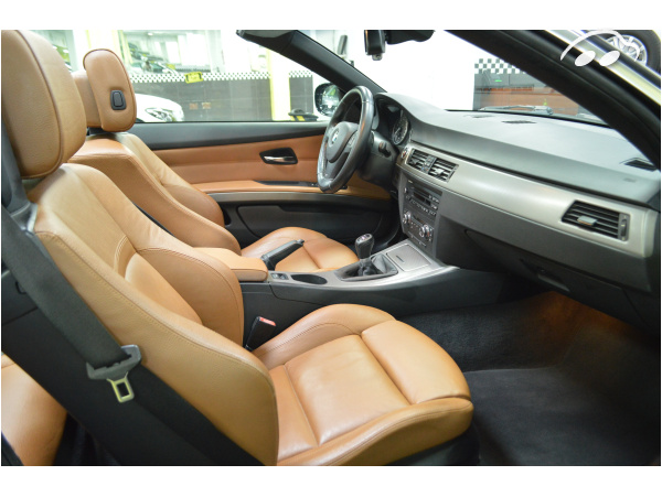 Bmw 320 I Cabrio 320 I CABRIO "M" 6