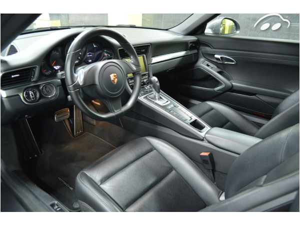Porsche 911 CARRERA COUPE PDK 10