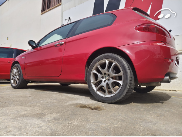 Alfa Romeo 147 1.6 8