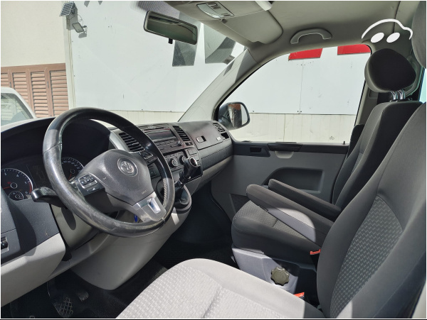 Volkswagen CARAVELLE 2.0 11