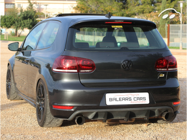 Volkswagen Golf GTI MK6 4