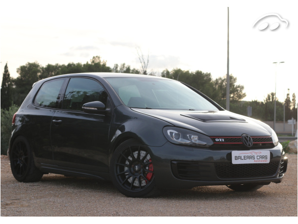 Volkswagen Golf GTI MK6 11