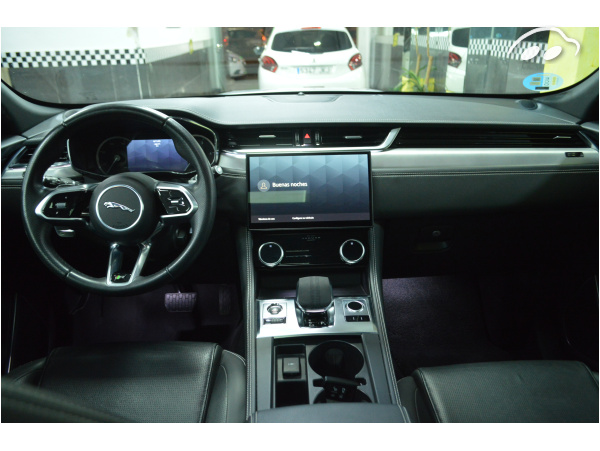 Jaguar F-Pace 2.0D I4 HEV - R-DYNAMIC-S 204 CV 8