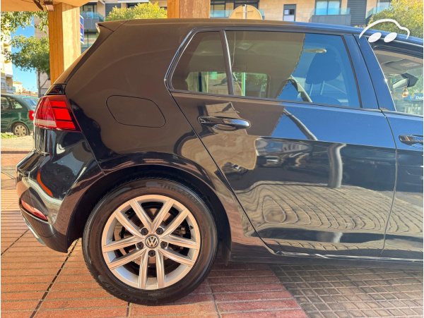 Volkswagen Golf 1.5 TSI ADVANCE  11