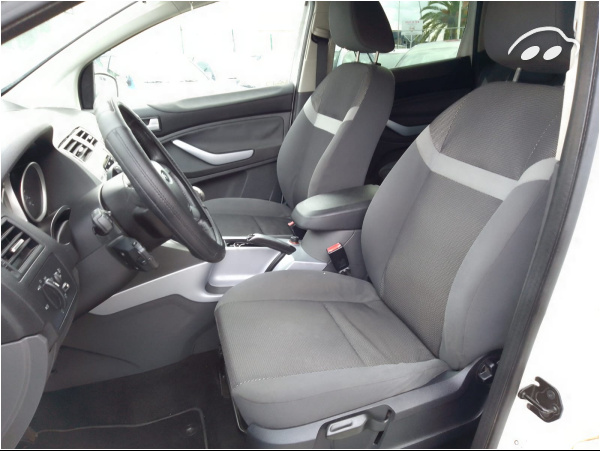 Ford Kuga Titanium 8