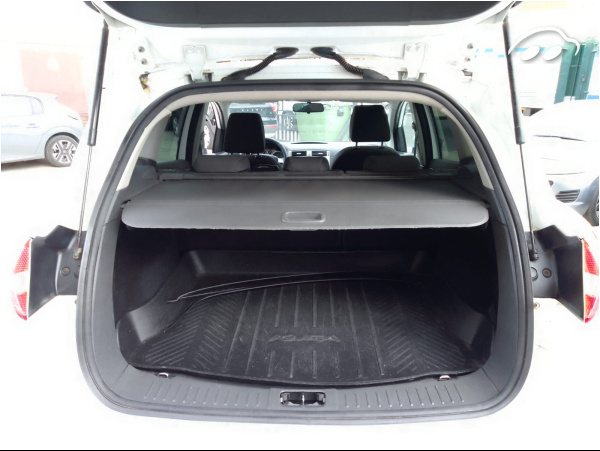 Ford Kuga Titanium 12