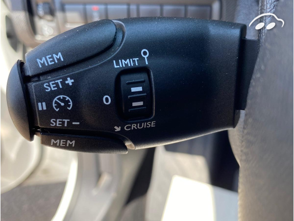 Peugeot 308 STYLE 1.2 130CV 11