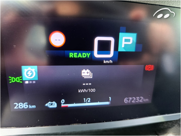 Citroen C4 e-C4 SHINE 50 2