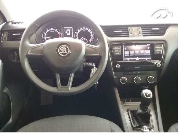 Skoda Octavia ACTIVE 5